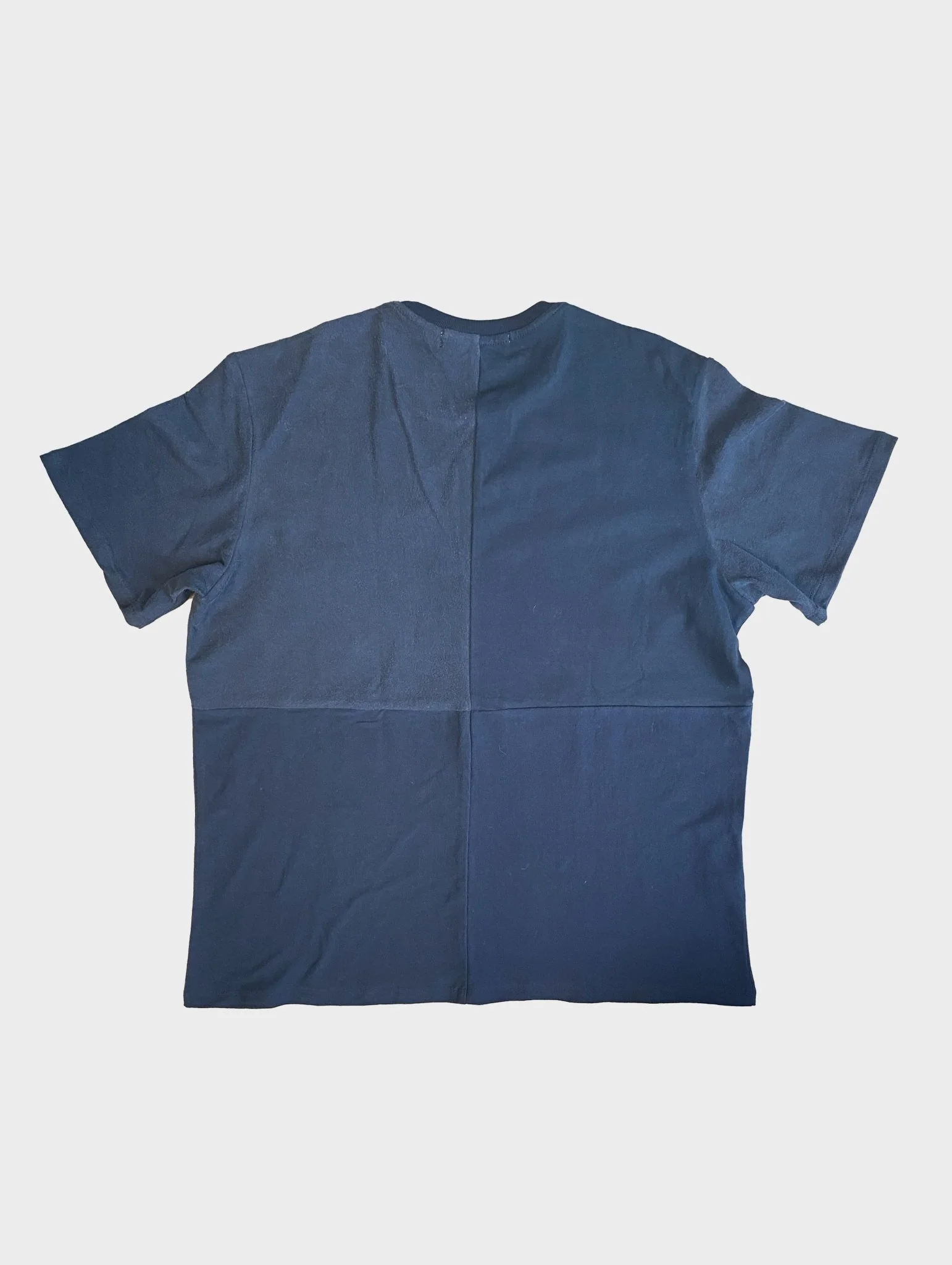 The Classic T-Shirt Black M - Image 2